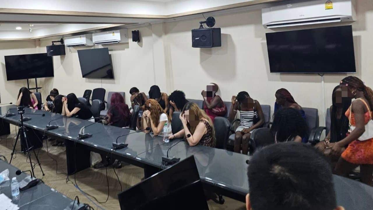 Immigration officers arrested 16 foreign women in a Pattaya prostitution crackdown during a late-night sweep near the beach.