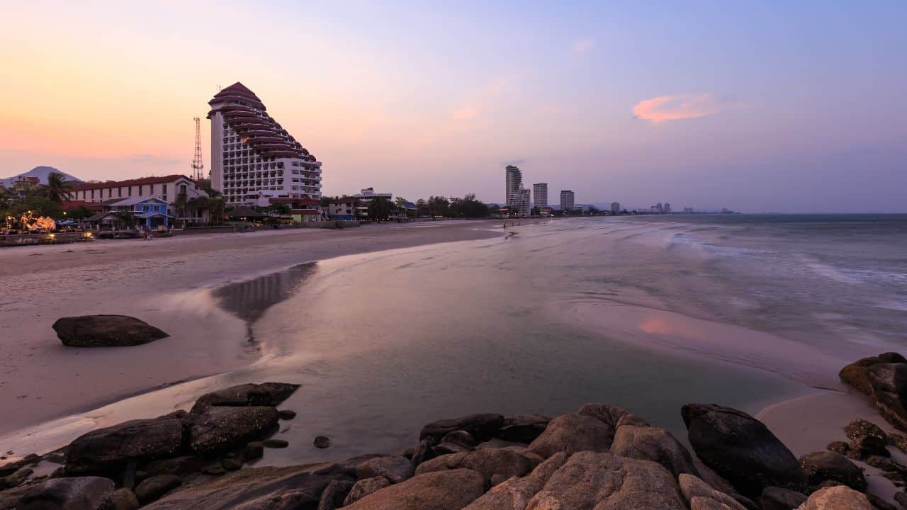 A British pensioner died after being swept out to sea in Hua Hin, with police suspecting a rip current during rough conditions.