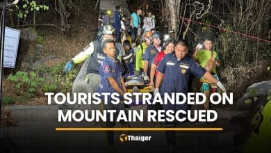 Five stranded tourists rescued from Phetchaburi mountain | Thaiger