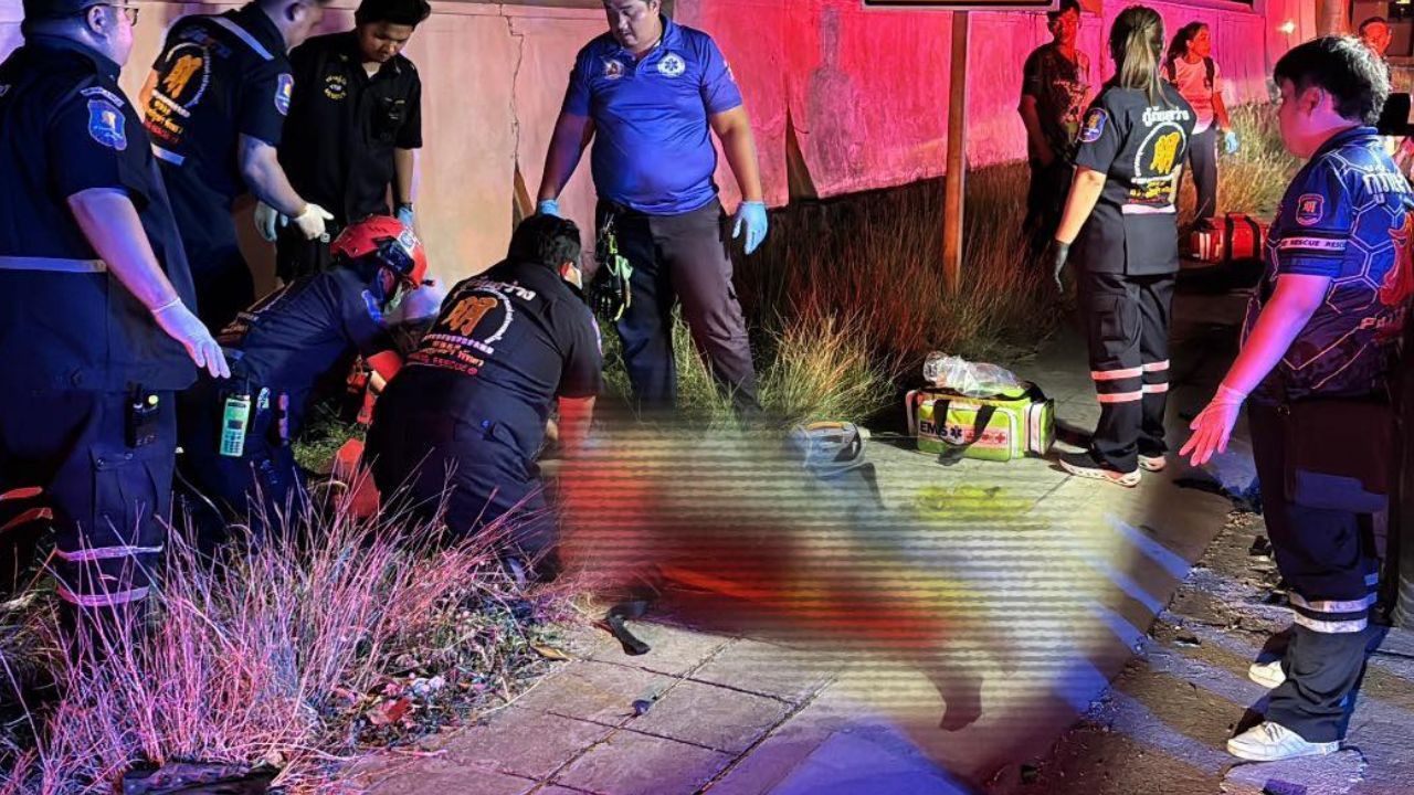 A security guard died in a Pattaya crash after his motorcycle hit an SUV driven by a Japanese restaurant owner.