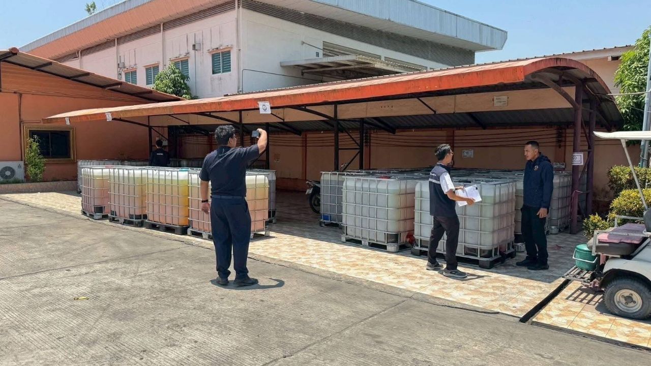 Songkhla orders a probe after 100,000 litres of diesel were found at a truck yard in Sadao without permit documents.