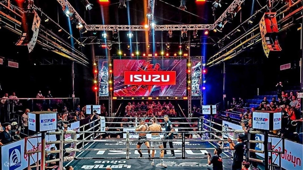 Live Muay Thai event at World Siam Stadium, offering an energetic atmosphere for fight enthusiasts.