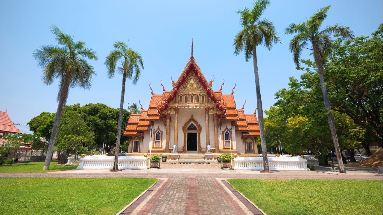 Ubon Ratchathani features ancient cliff paintings and beautiful landscapes, ideal for quiet exploration in Thailand.