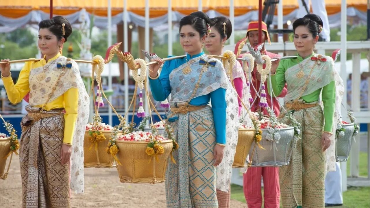Why two white oxen decide Thailand's agricultural forecast every May in the Royal Ploughing Ceremony | News by Thaiger