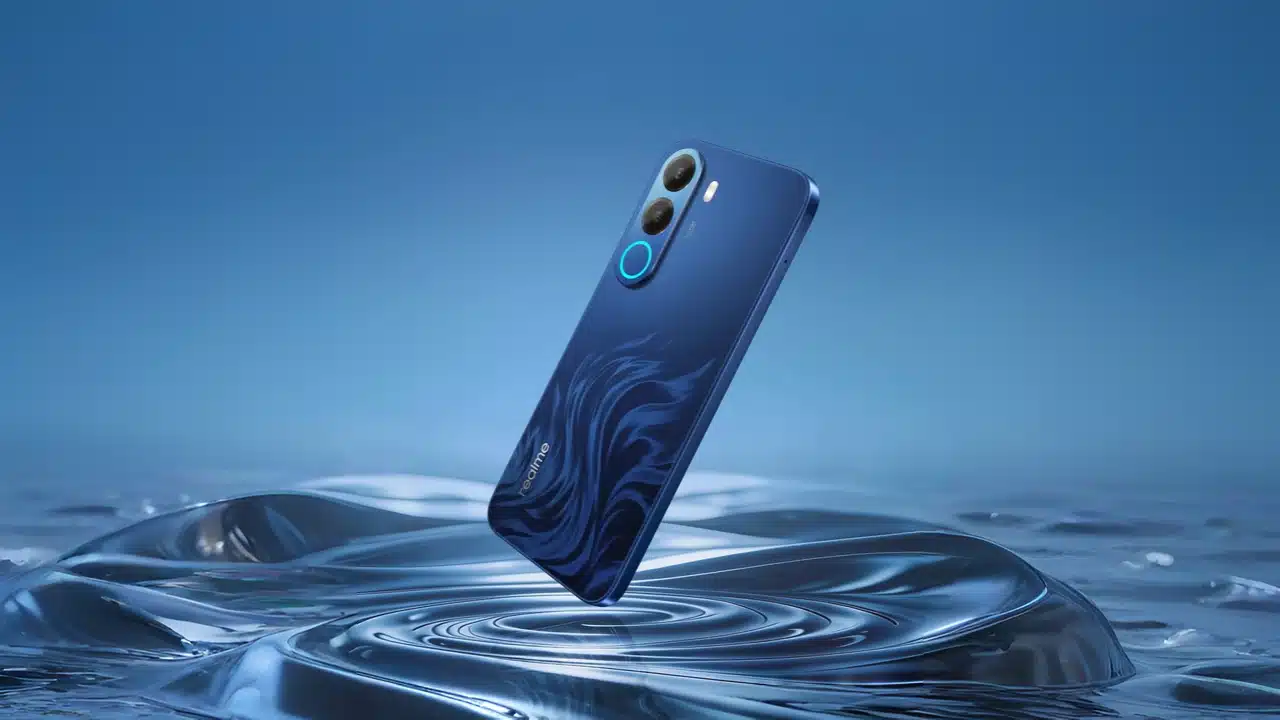 The Realme C100x showcases a durable ArmorShell frame meeting military standards.
