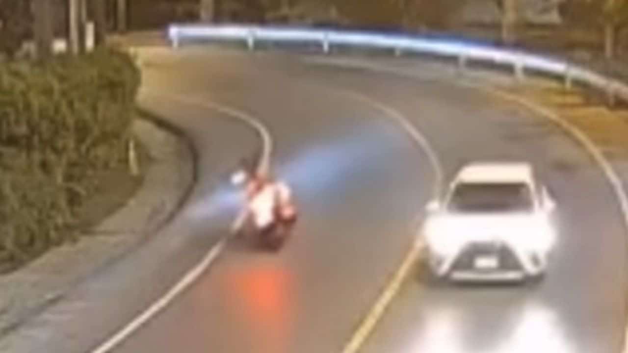 Head-on crash kills foreign woman in Phuket