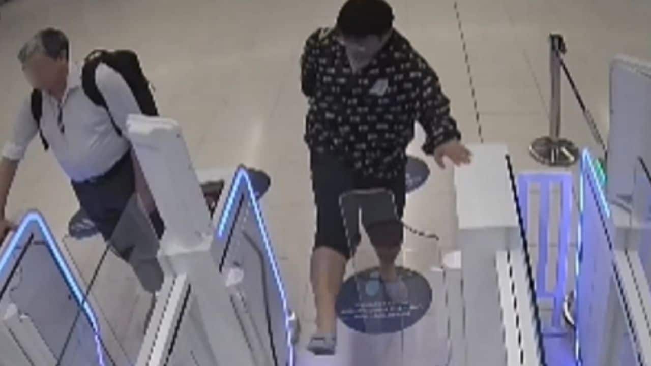 Chinese damages auto gate at Suvarnabhumi Airport