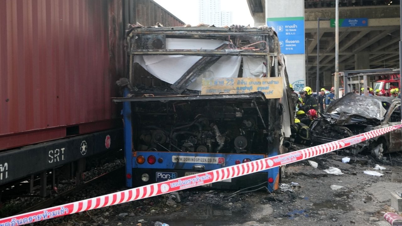 Fatal crash in Bangkok kills 8