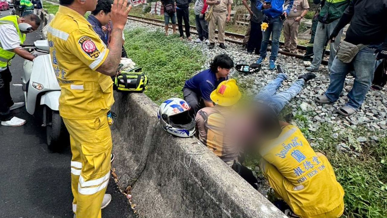 Thai man struck by train after urinating next to railway track