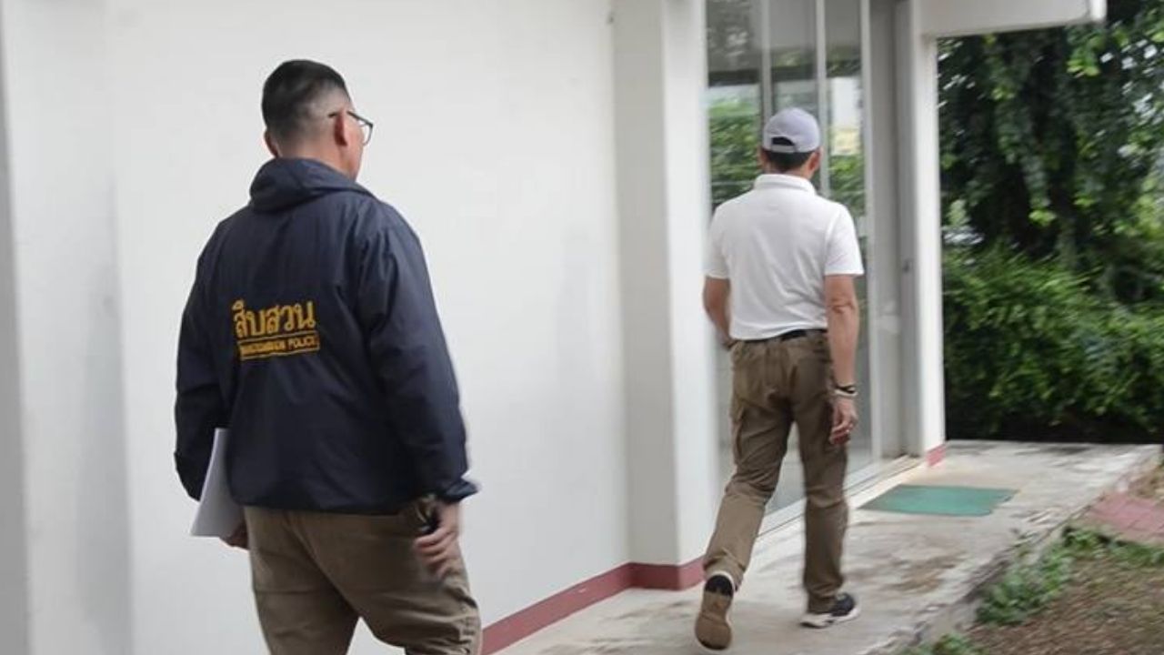 Another police officer turns himself in for extortion case