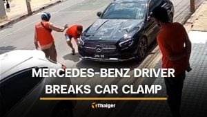 Mercedes-Benz driver flees after damaging police car clamp | Thaiger
