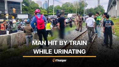 Bangkok delivery rider struck by train near recent fatal collision scene | Thaiger