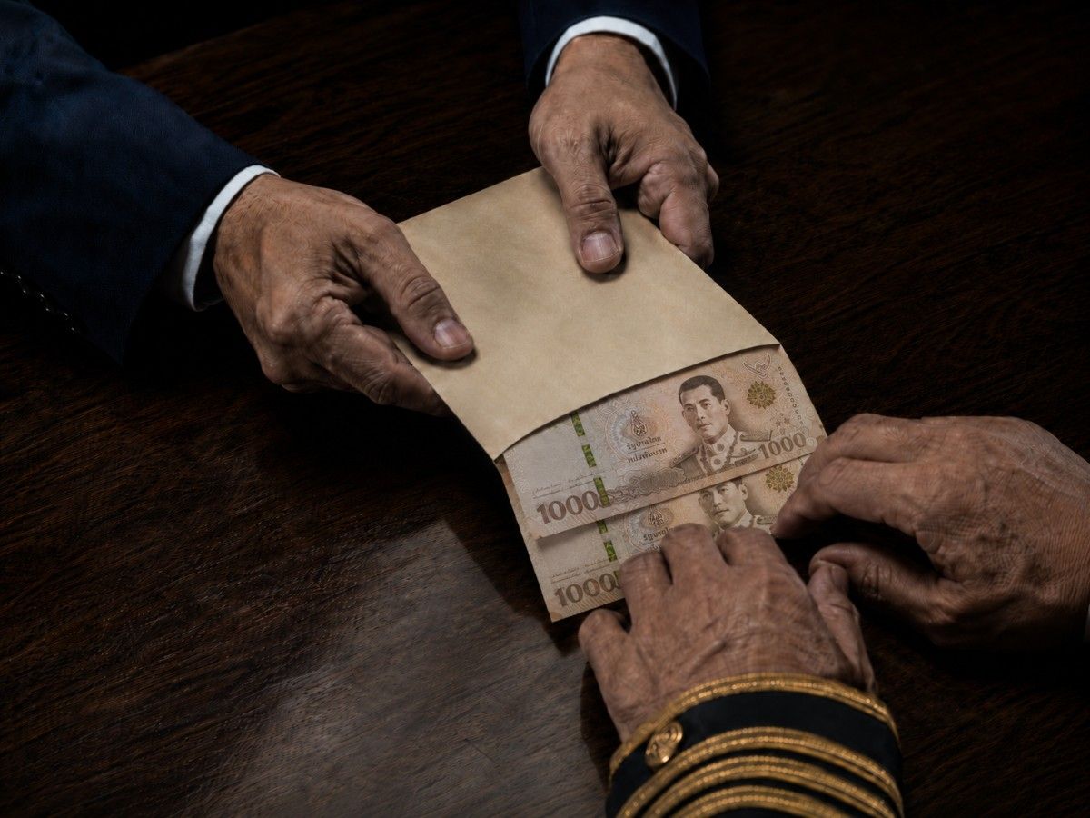 Most Thai businesses report bribe demands from officials, survey finds | News by Thaiger