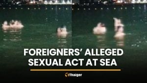 Foreign tourists filmed in alleged sex act in Pattaya sea | Thaiger