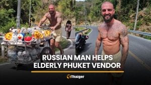 Russian tourist praised for helping elderly vendor in Phuket | Thaiger