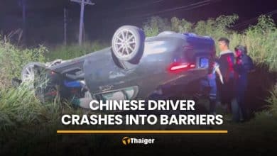 Chinese driver crashes into Chon Buri roadwork barriers | Thaiger