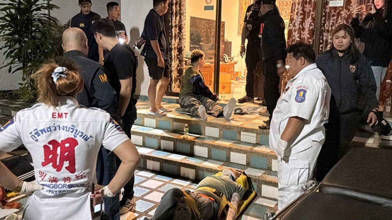 A Chon Buri poker den raid led to 16 Chinese gamblers being arrested after residents raised concerns about activity at a luxury house.
