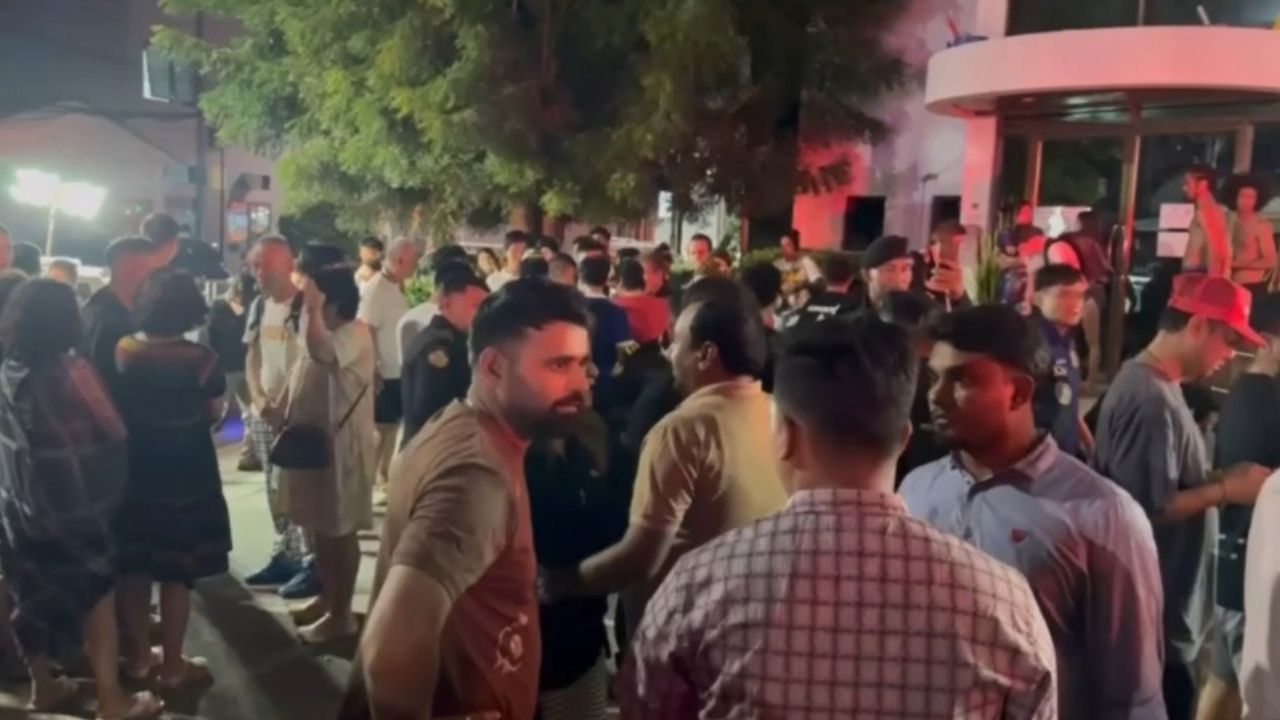 A Pattaya hotel fire injured four people and forced 240 guests to evacuate after flames broke out at a rooftop bar on the seventh floor.