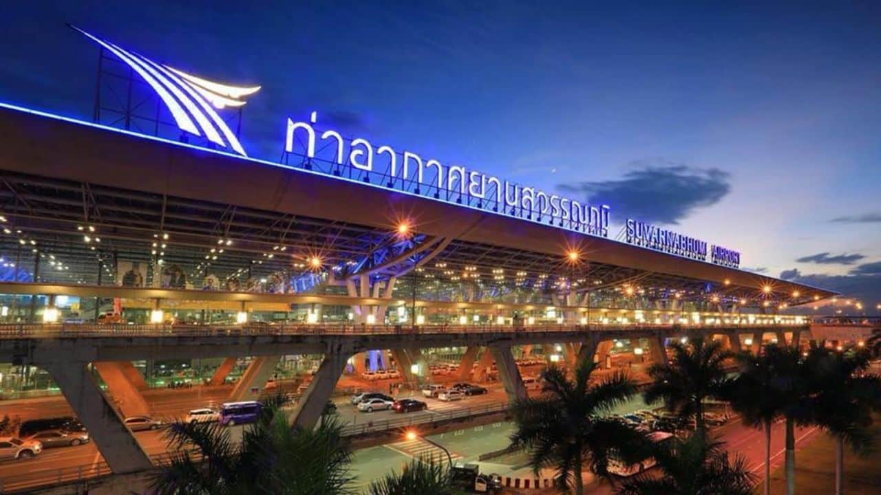 Airlines must prepare passenger and flight details as Thailand tightens Ebola airport screening for arrivals from DR Congo and Uganda.
