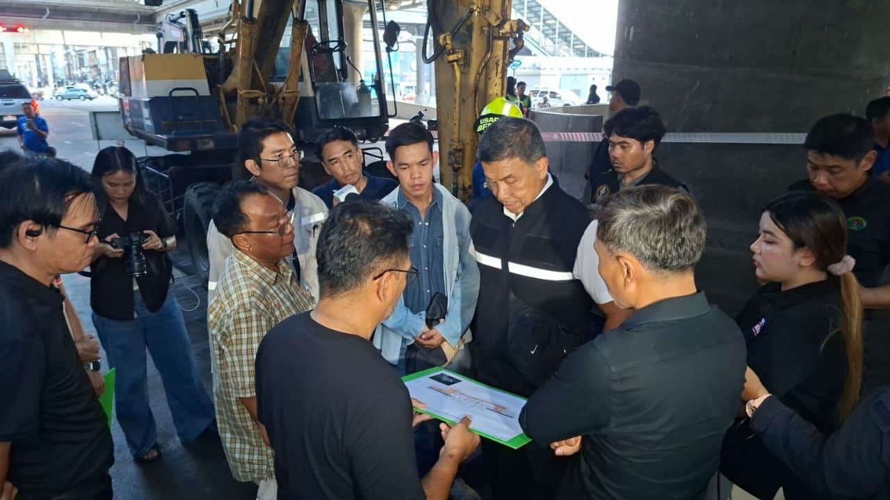 Officials are checking whether siphon pipe works caused a road collapse in Bangkok that left one lane damaged and a motorcyclist falling.