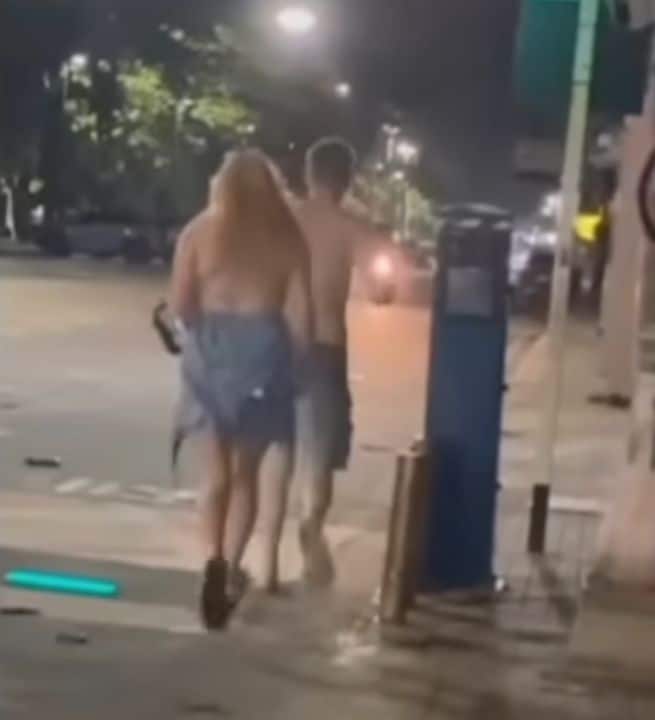 A foreign tourist accused of shoplifting fled after a brawl outside a Pattaya shop, leaving a motorcycle and shoes behind.