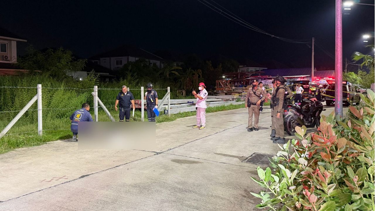 A Pattaya shooting left a man dead after police said he was lured to a roadside meeting following a suspected romantic dispute.