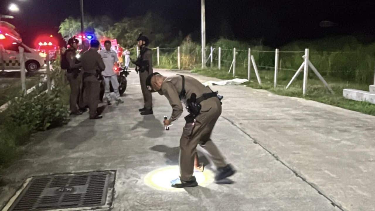A Pattaya shooting left a man dead after police said he was lured to a roadside meeting following a suspected romantic dispute.