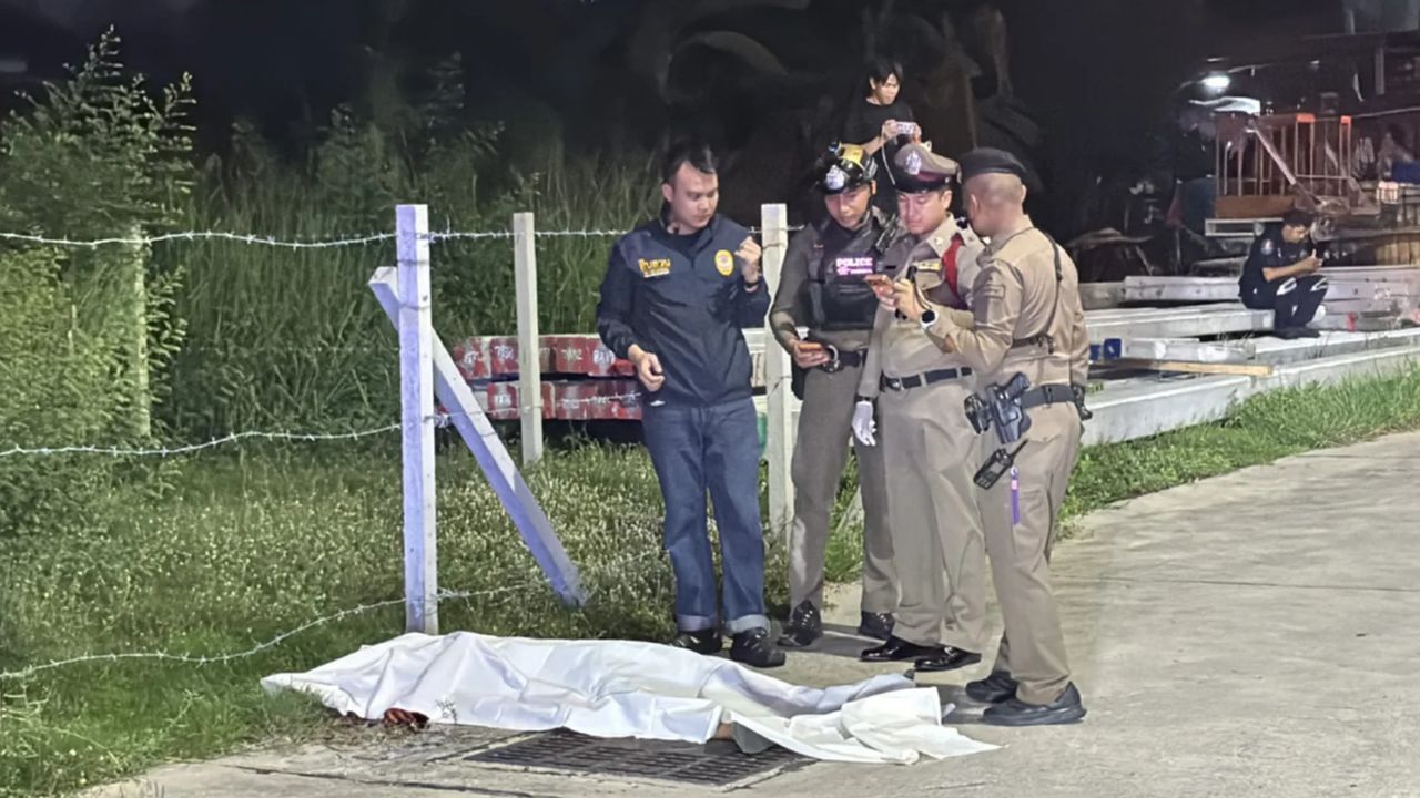 A Pattaya shooting left a man dead after police said he was lured to a roadside meeting following a suspected romantic dispute.