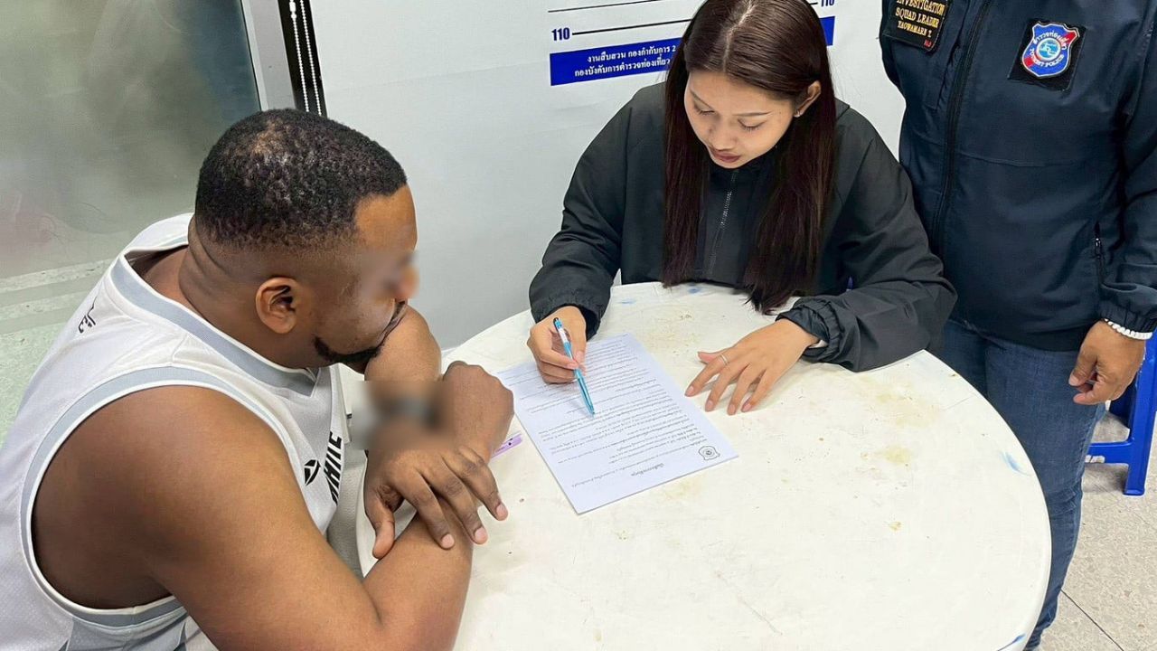 Two Phuket overstayers from Nigeria and Côte d’Ivoire were arrested after tourist police used an AI facial recognition camera in Kathu.