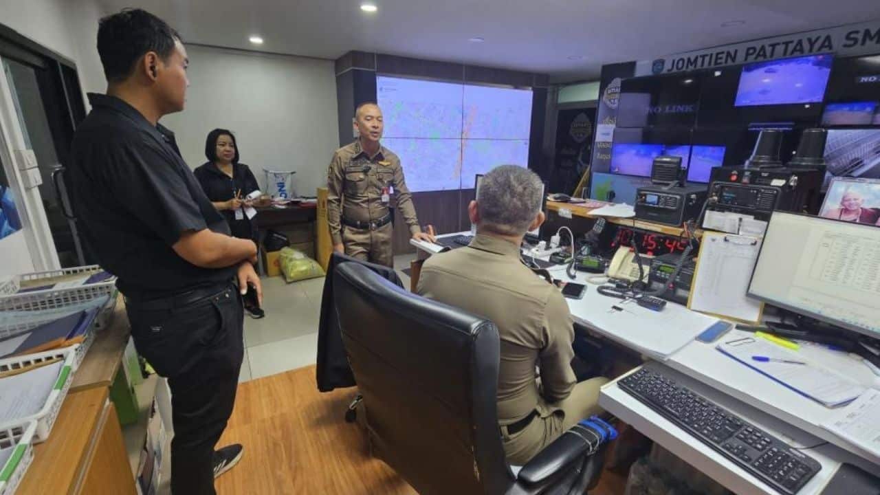 Debtor forwards debt collection calls to Pattaya police