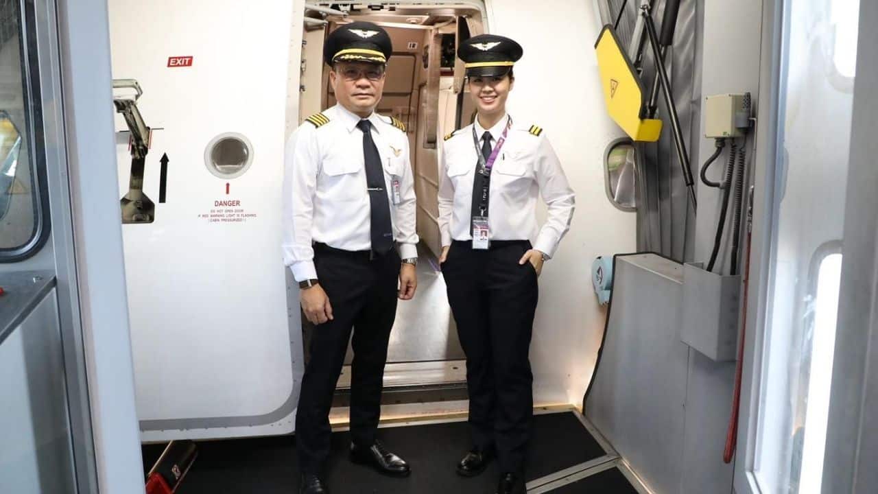 First female pilot of Thai Airways