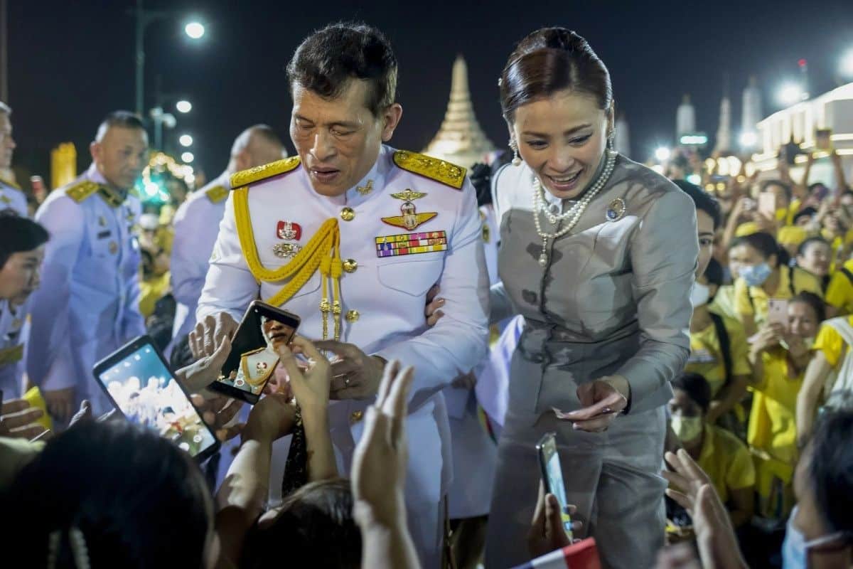 Nationwide ceremonies planned for Queen's birthday celebrations | News by Thaiger